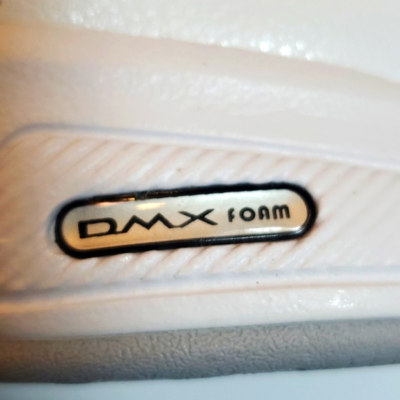 Reebok sneakers 6 1/2 Excellent condition like new - Picture 14 of 17